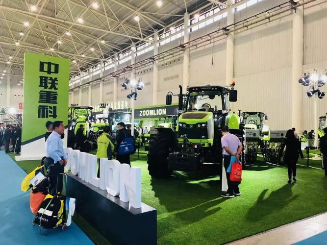 三山造的产品亮相2018中国国际农业机械博览会!人气火爆!